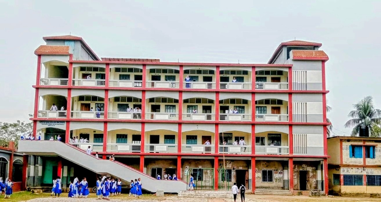 বিদ্যালয়ের ছবি